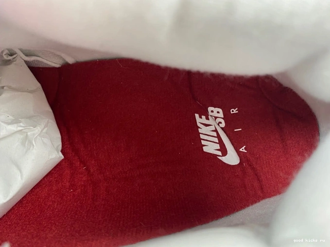Sapphire DR5415-102 4 SB Jordan Red x 0714